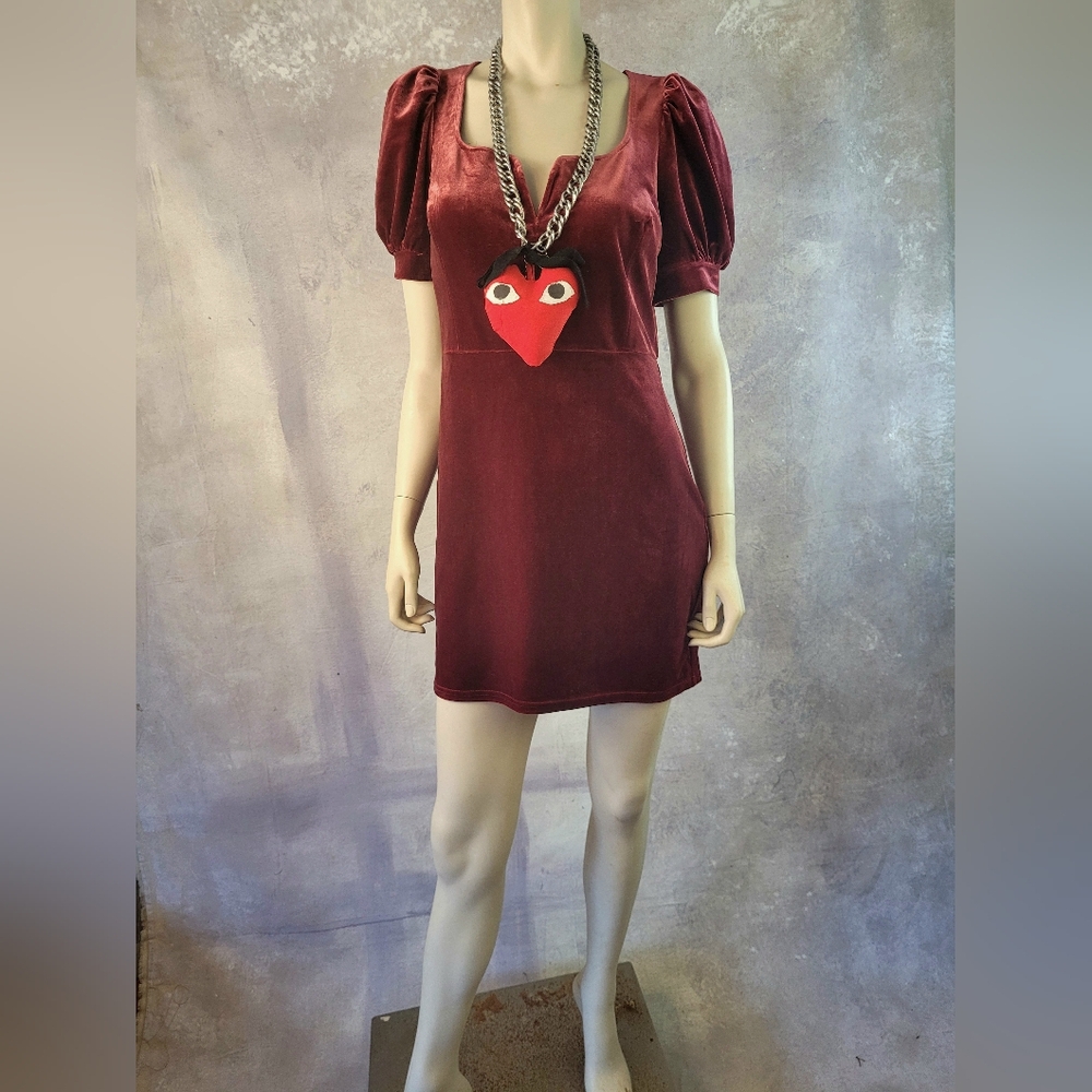 Lulus burgundy velvet mini dress L